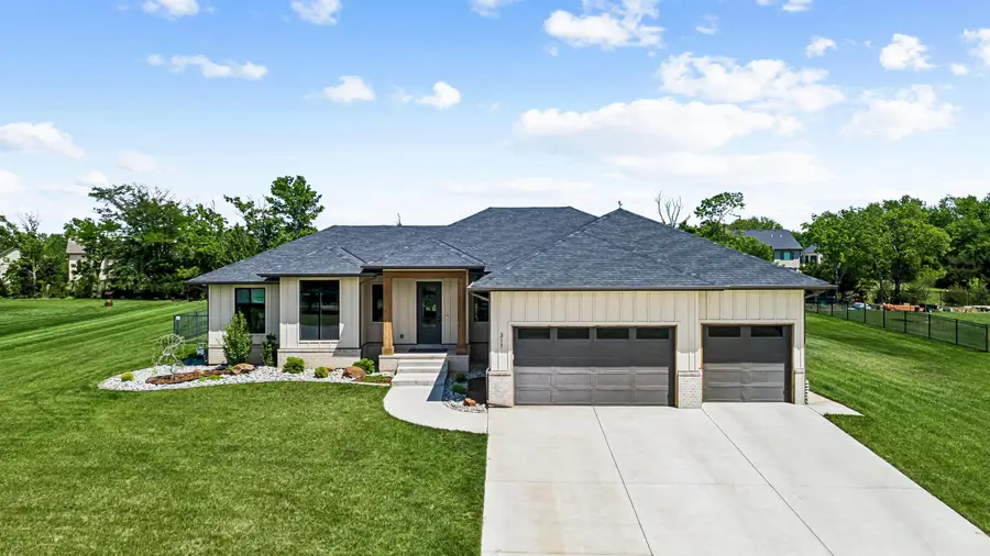 317 N Sarah Ct, Derby, KS 67037 - #2