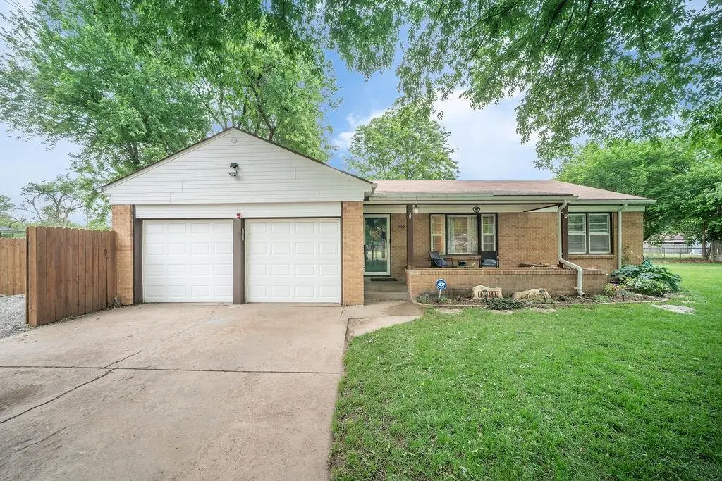 802 W 32nd St. N, Wichita, KS 67204 - #1