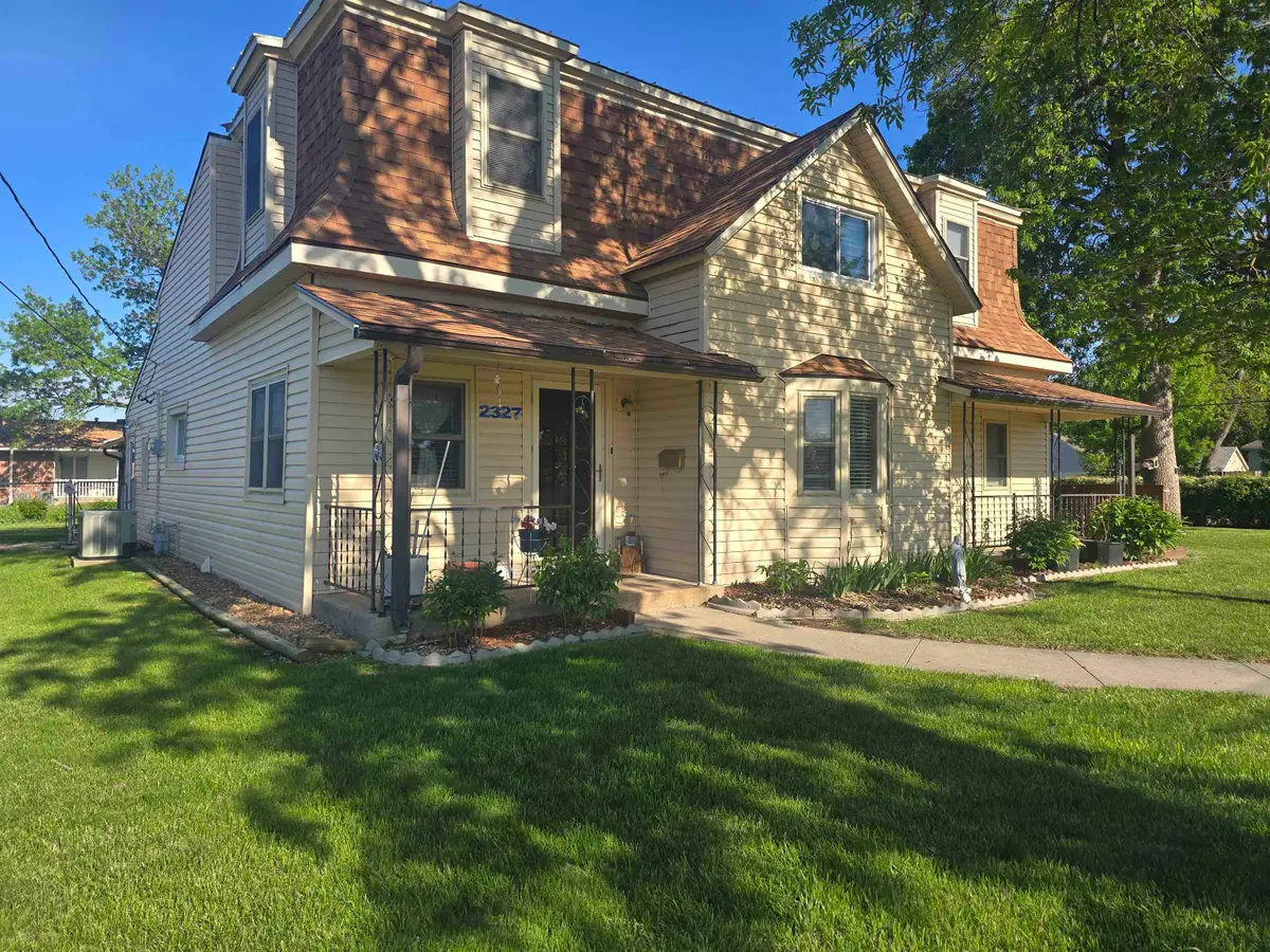 2327 & 2319 N. St., Belleville, KS 66935 - #1