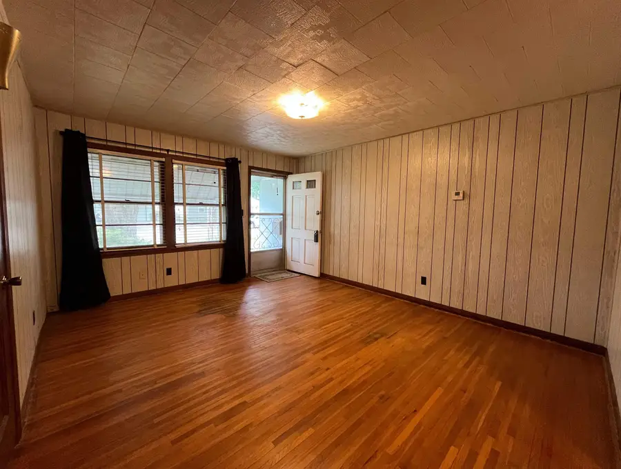 1844 S Bleckley, Wichita, KS 67218 - #2