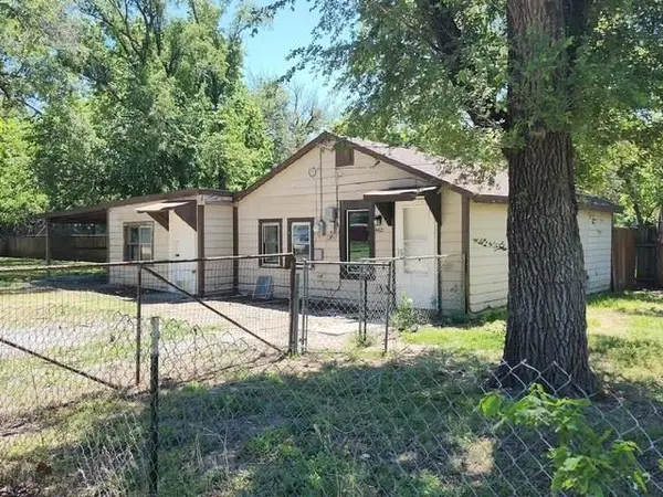 4521 W Newell Ave, Wichita, KS 67212