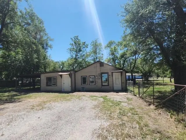 4521 W Newell Ave, Wichita, KS 67212 - #2