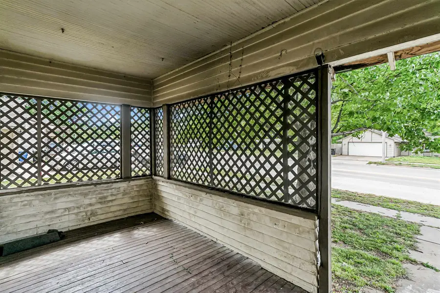 216 E Main, Augusta, KS 67010-0000 - #3