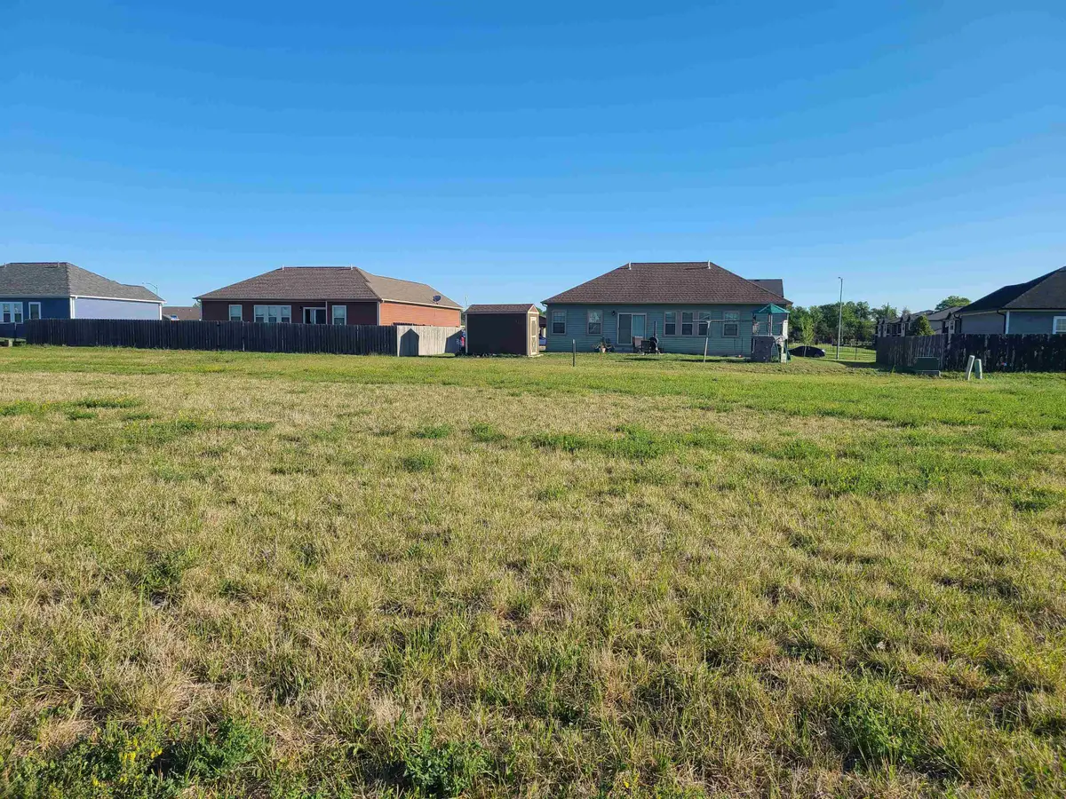 1413 Curtiss Dr., McPherson, KS 67460 - #1