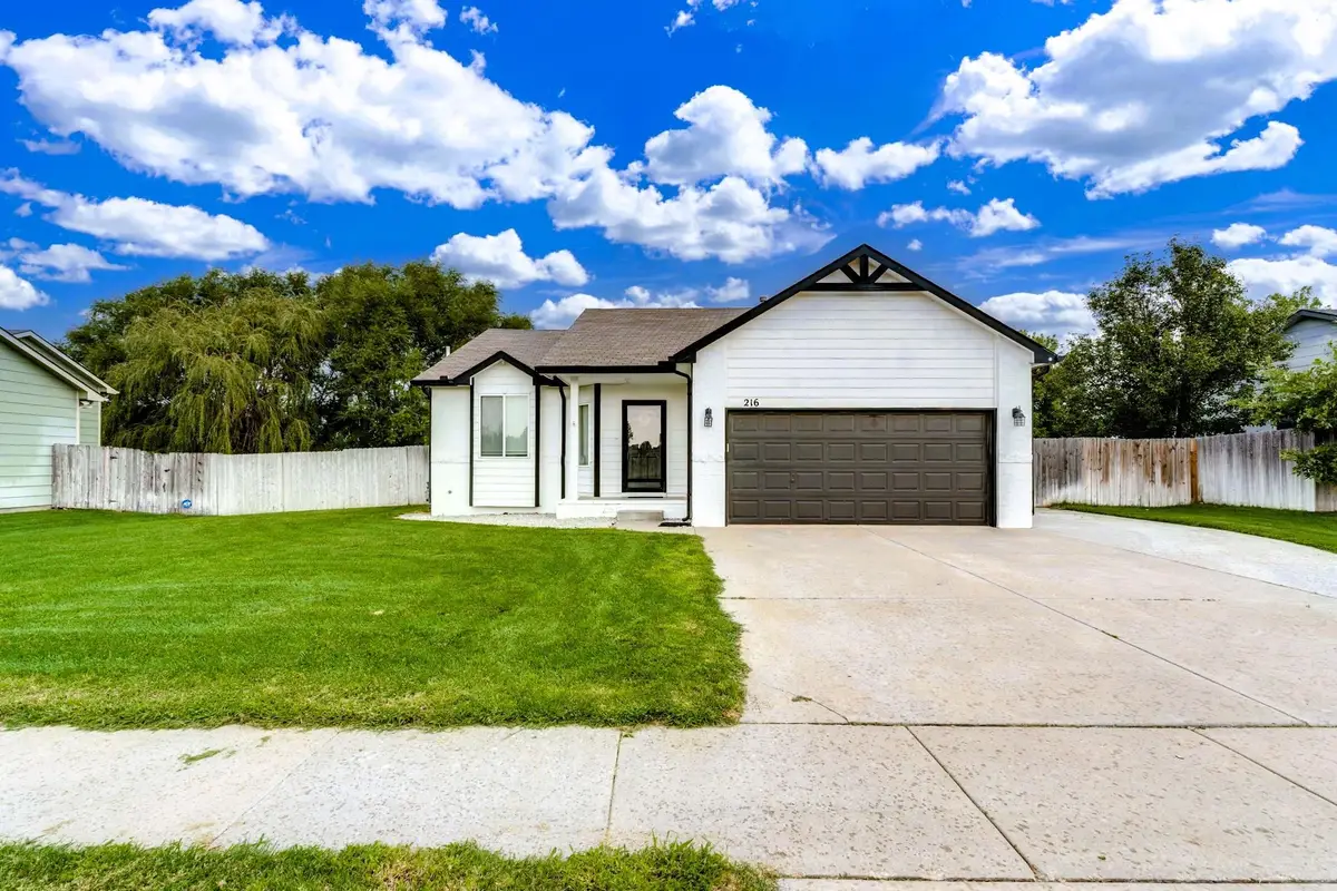 216 W Poplar St, Goddard, KS 67052 - #1