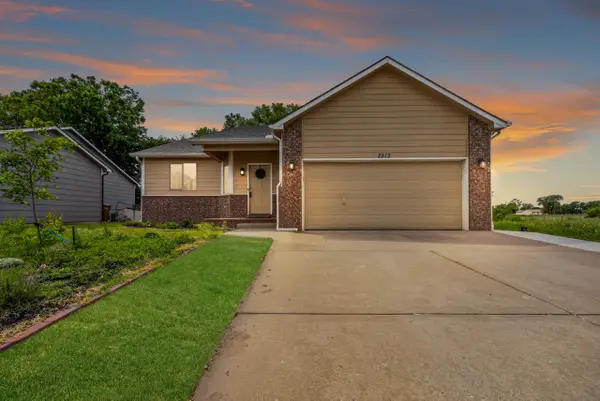 2813 W 44th St S, Wichita, KS 67217