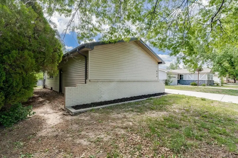 928 S Dalton Drive, Wichita, KS 67207 - #3
