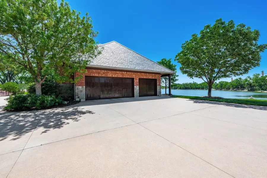 6737 W 29th St N, Wichita, KS 67205 - #3
