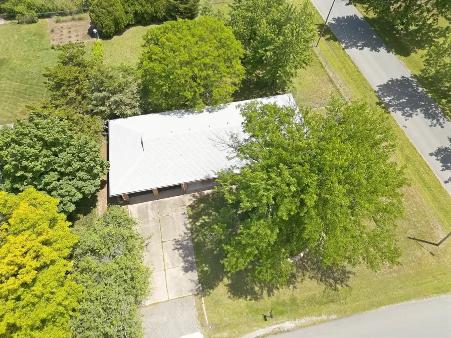 230 S Westview, Andover, KS 67002 - #2