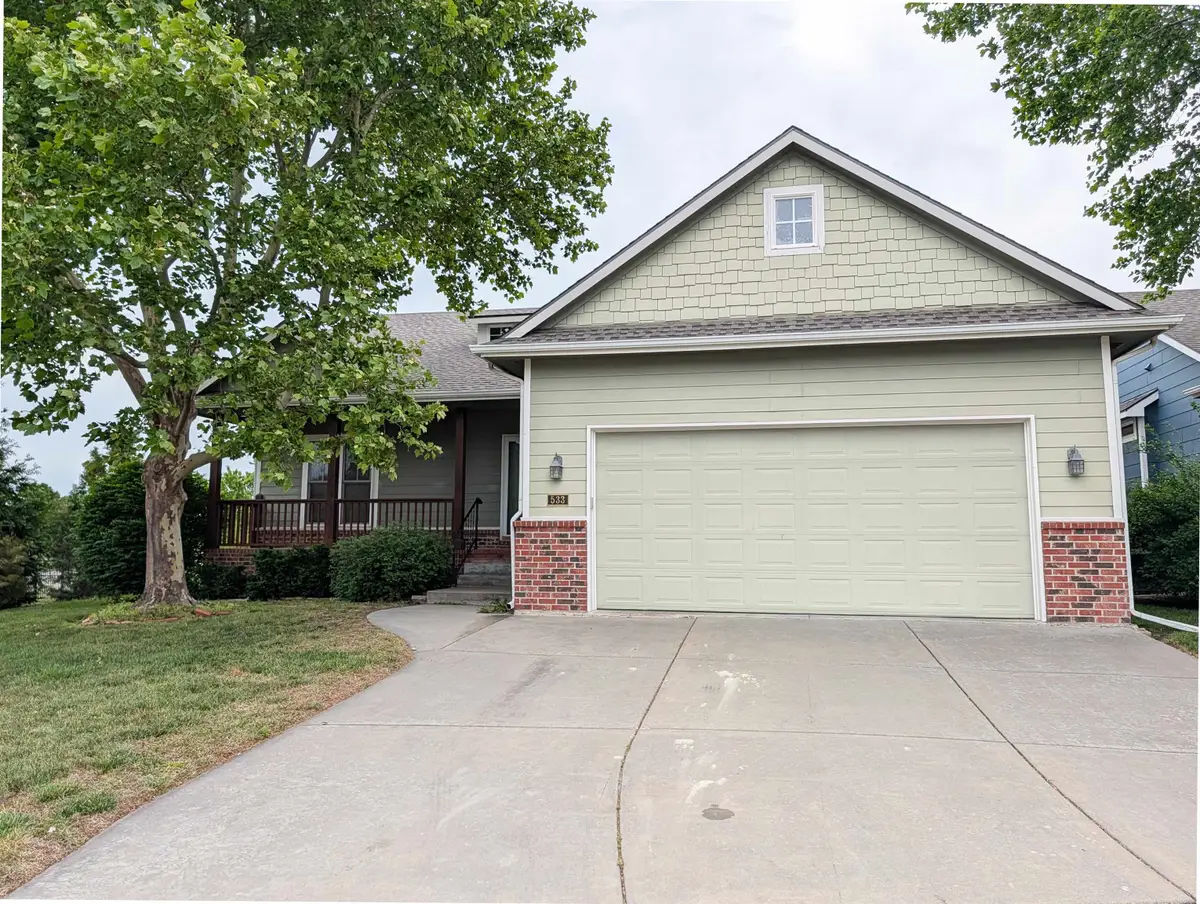 533 Autumn Glen Ct, Newton, KS 67114 - #1