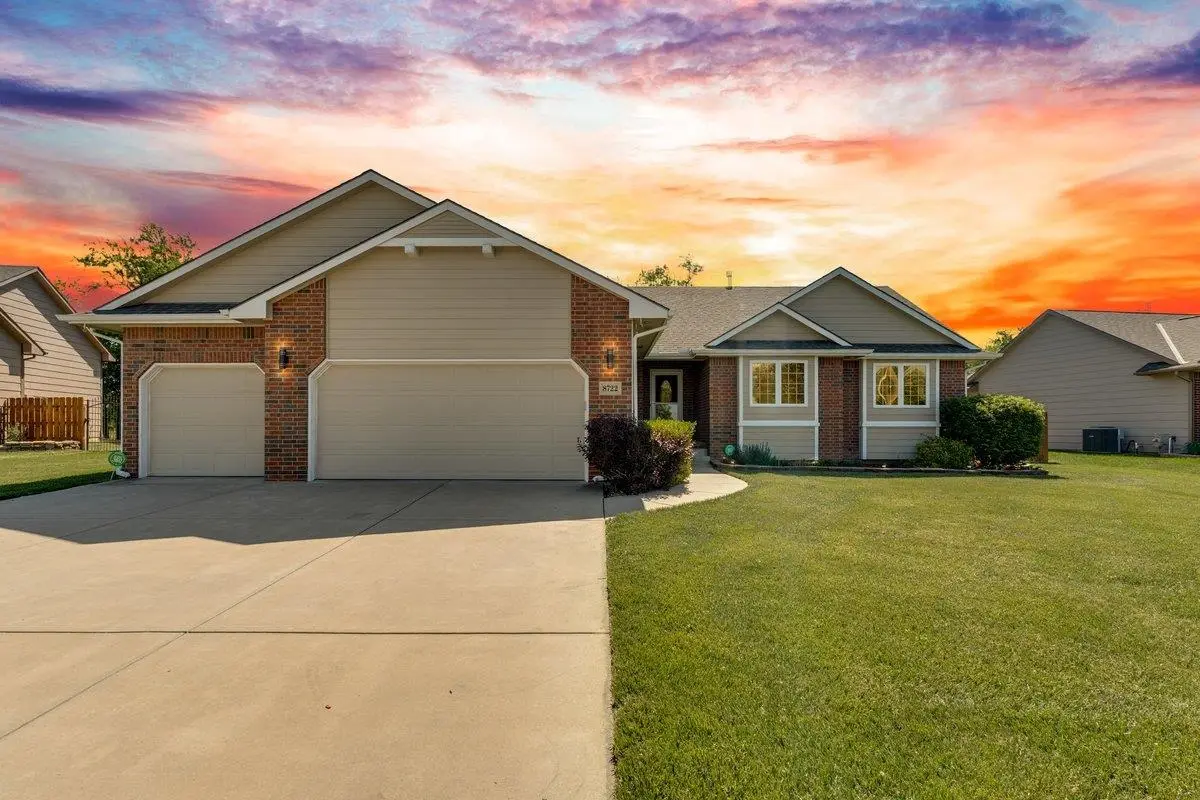 8722 E Blade Ct, Wichita, KS 67226 - #1