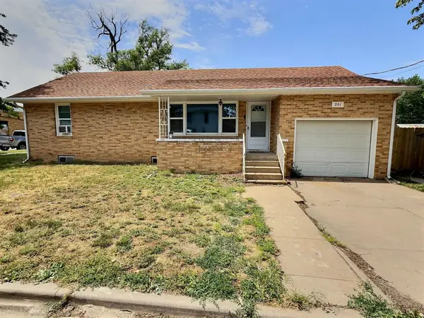 201 N Wedel Avenue, Moundridge, KS 67107