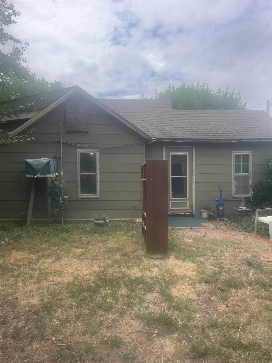 522 W 8th, Harper, KS 67058 - #3