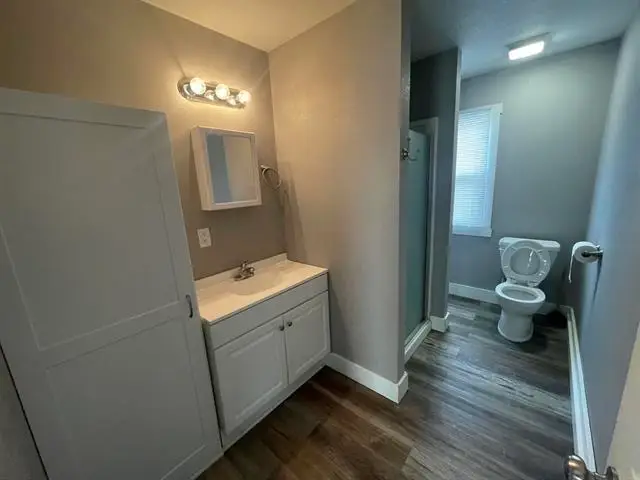 909 S 1st St, Arkansas City, KS 67005 - #3