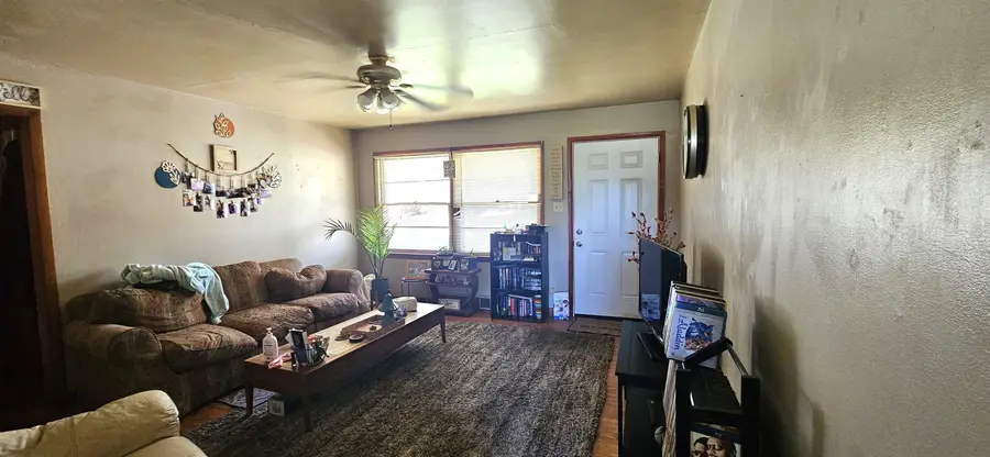 1720 Poplar St, Winfield, KS 67156 - #2