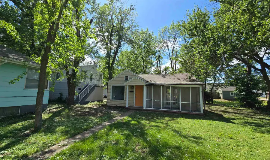 808 Sherman, Salina, KS 67401 - #2