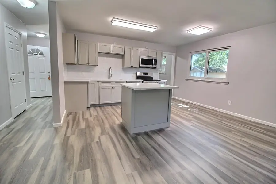 1217 Sunset, Mulvane, KS 67110 - #2