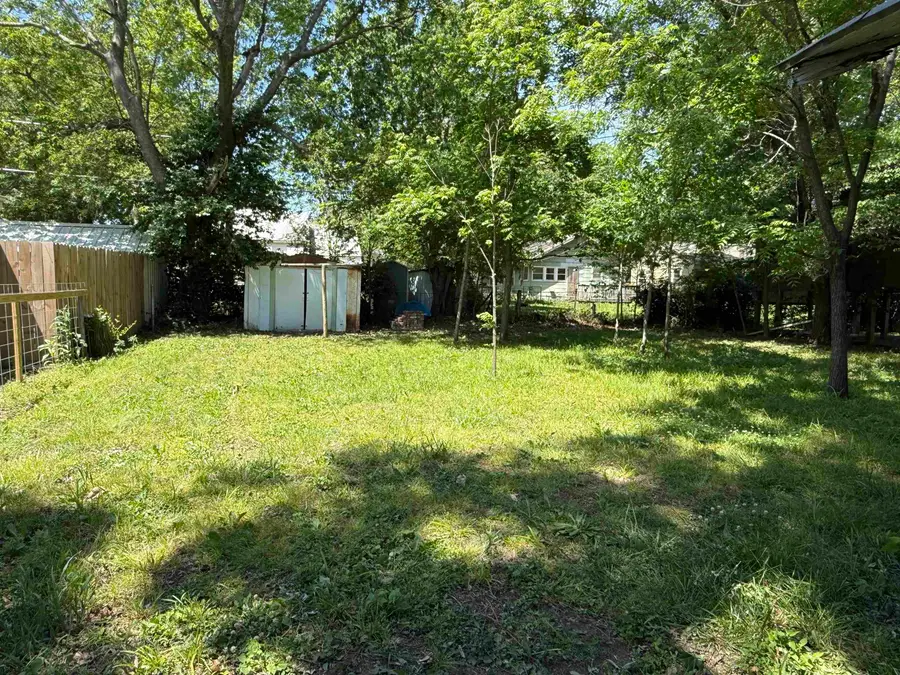 627 N Summit St, El Dorado, KS 67042 - #3