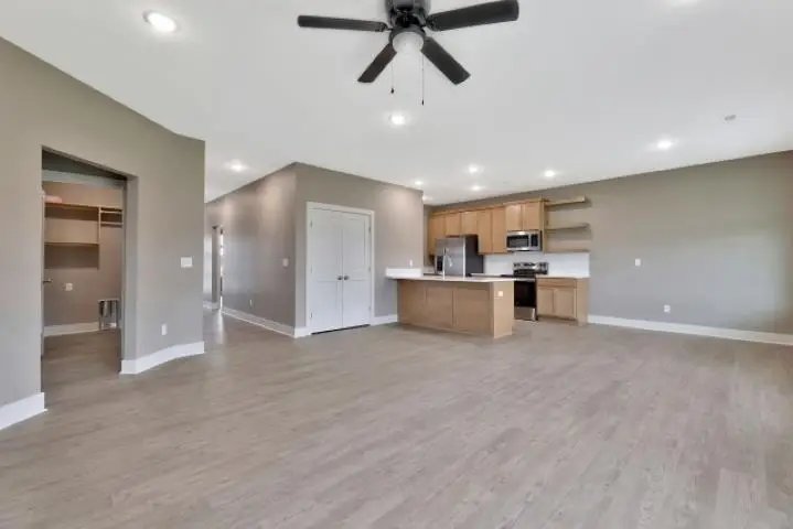 1013 W Long Path, Goddard, KS 67052 - #3