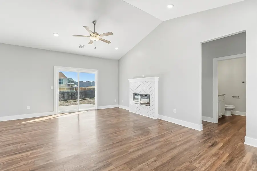 320 N Deer Run Ave, El Dorado, KS 67042 - #3