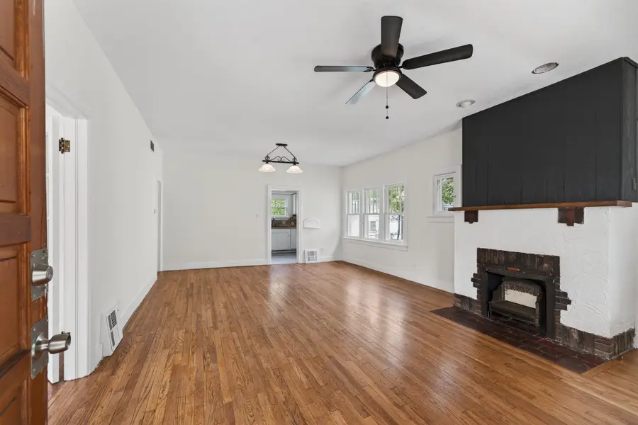 1957 S Market St, Wichita, KS 67211 - #3