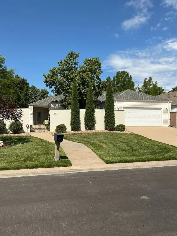805 N Woodridge, Wichita, KS 67206