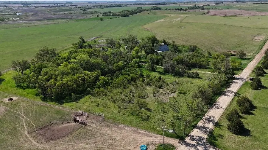 291 10 Rd, Jamestown, KS 66948 - #3
