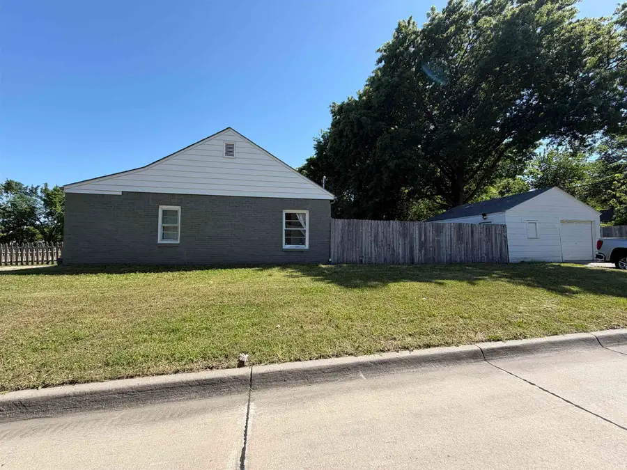 801 S Lightner, Wichita, KS 67218 - #3