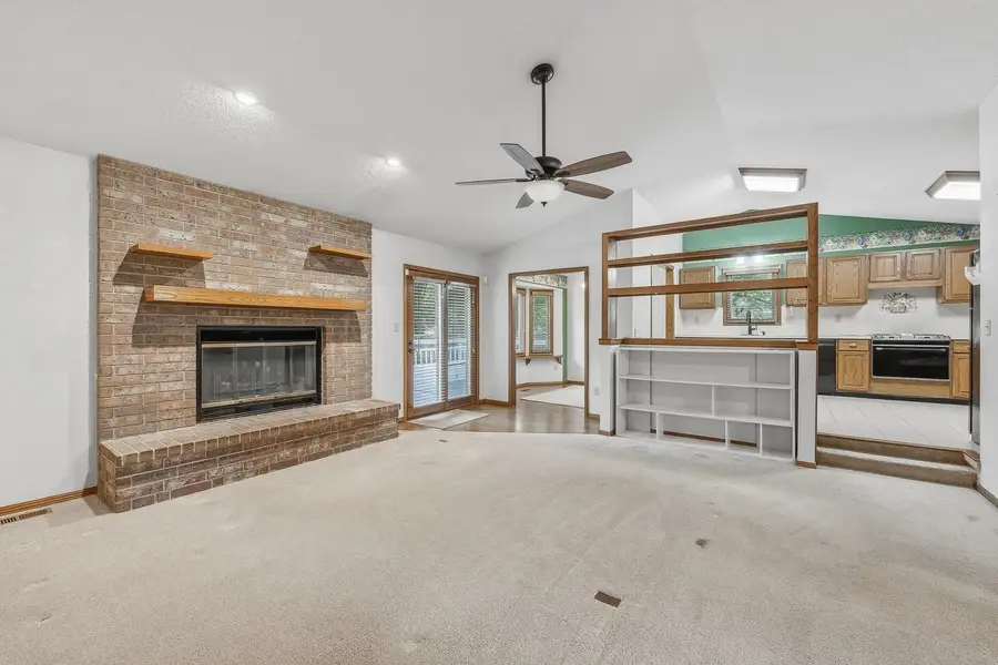 1108 E James St, Derby, KS 67037 - #3