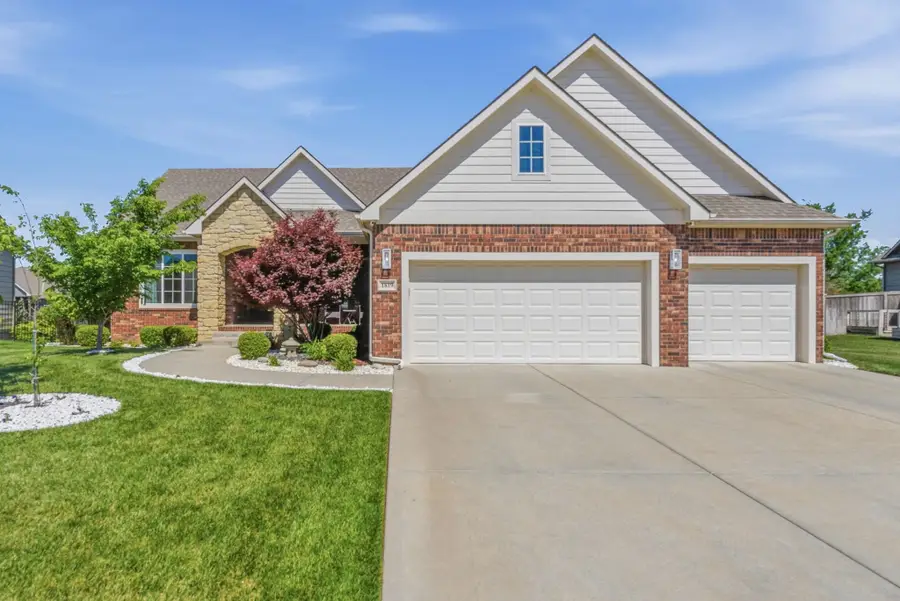 1819 N Split Rail St, Wichita, KS 67230 - #2