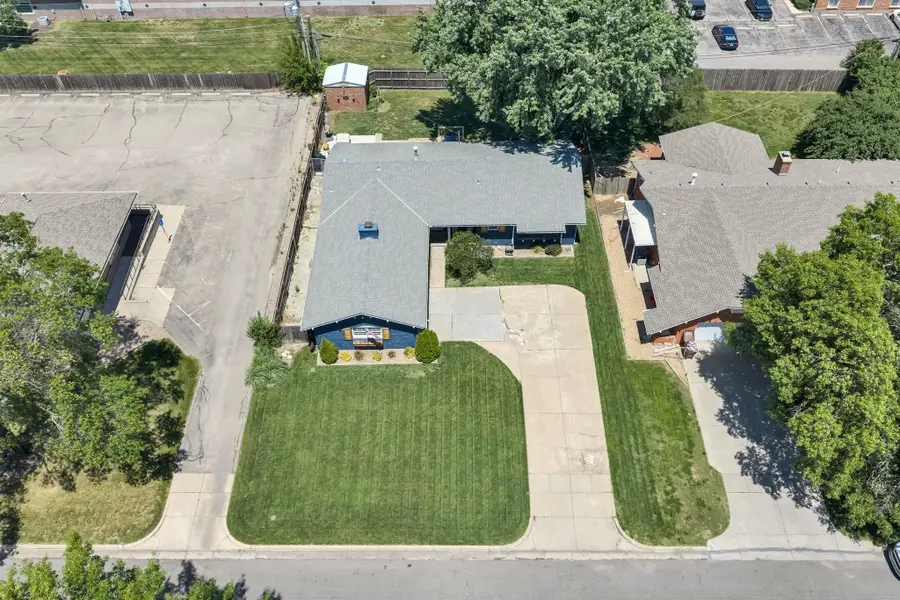 6410 E 12th St N, Wichita, KS 67206 - #3