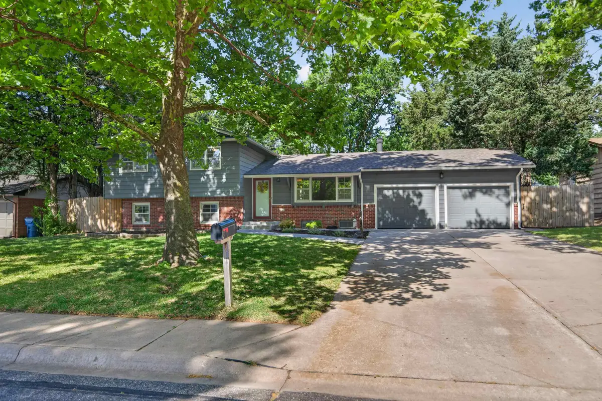 613 N Marguerite Pkwy, Derby, KS 67037 - #1