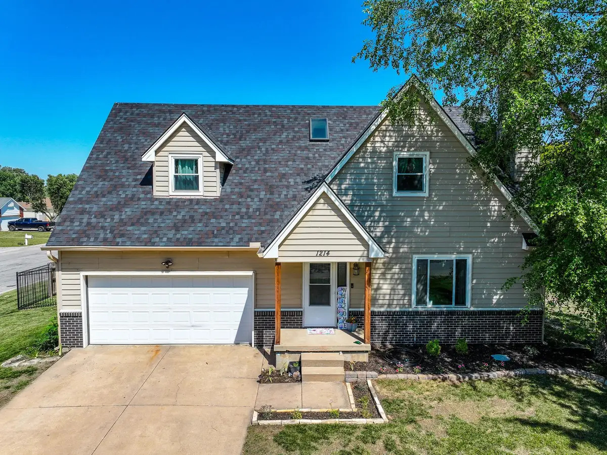 1214 Mccaskey Dr, Rose Hill, KS 67133 - #1