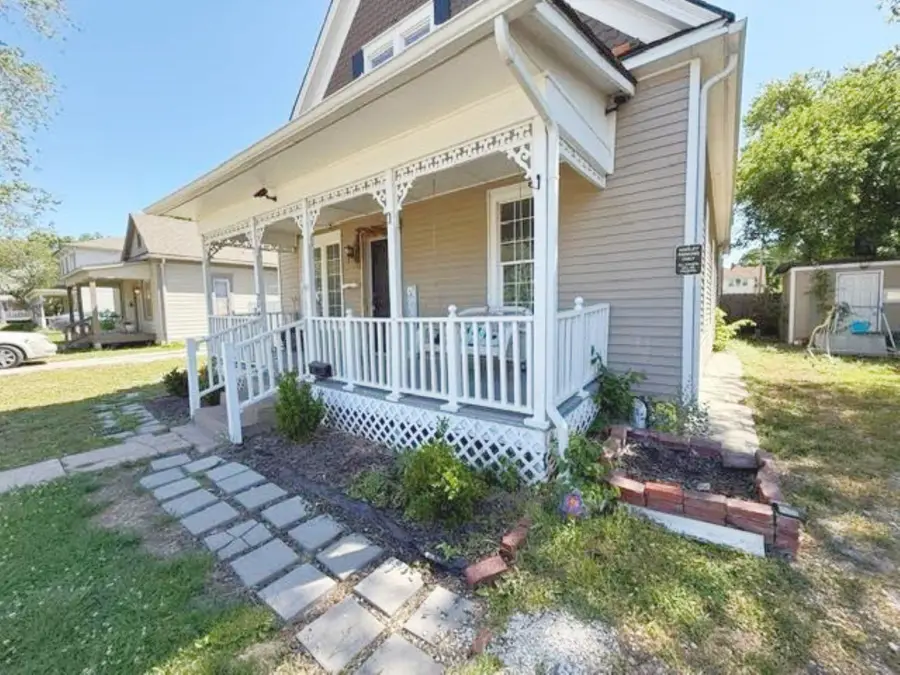 204 S Old Main, Newton, KS 67114 - #2