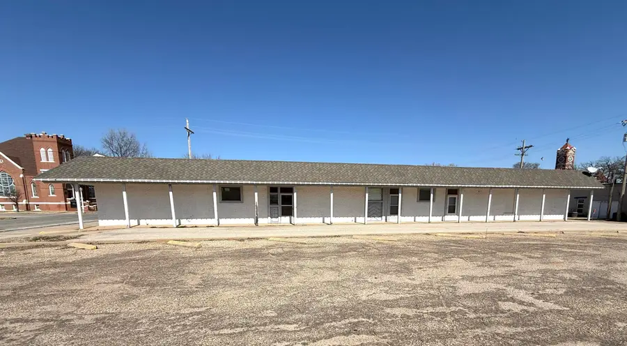 123 N Bluff, Anthony, KS 67002 - #2