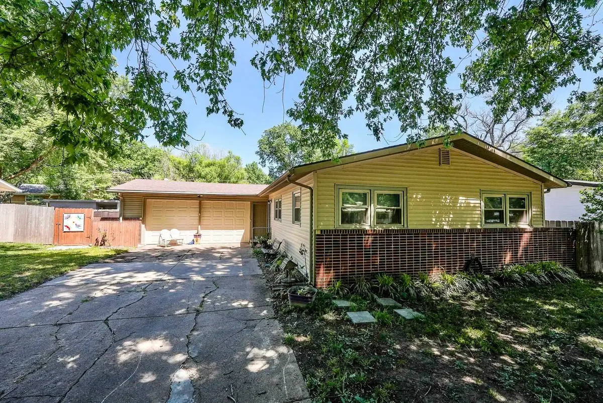 1646 N Montana Ave, El Dorado, KS 67042 - #1