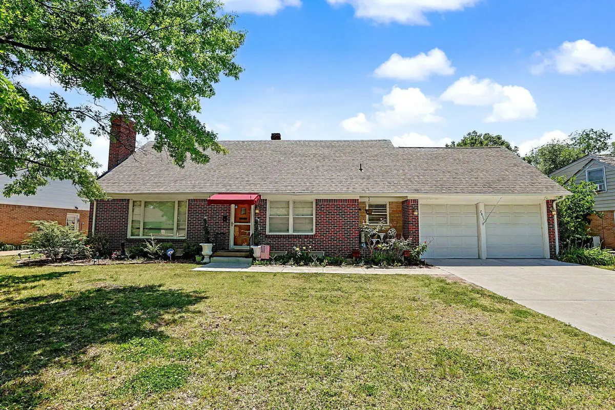 2835 E Aloma, Wichita, KS 67211 - #1