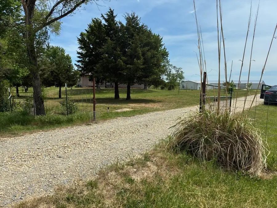 11353 SW 60th St, Augusta, KS 67010 - #2