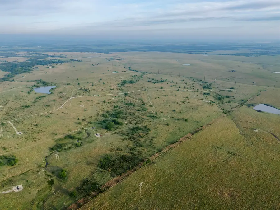 0 SW Parallel St, El Dorado, KS 67042 - #2
