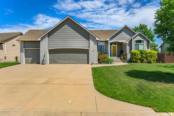 704 W Point Court, Andover, KS 67002