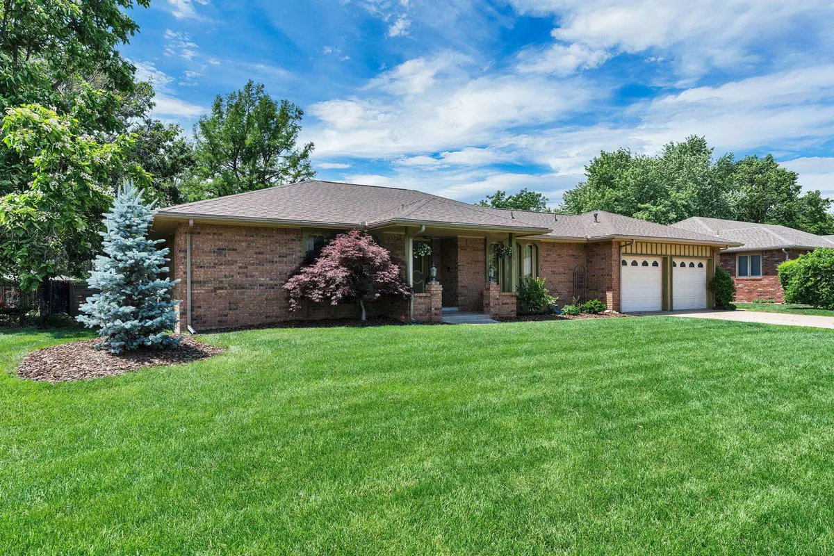 1557 N Caddy Ln, Wichita, KS 67212-1235 - #1