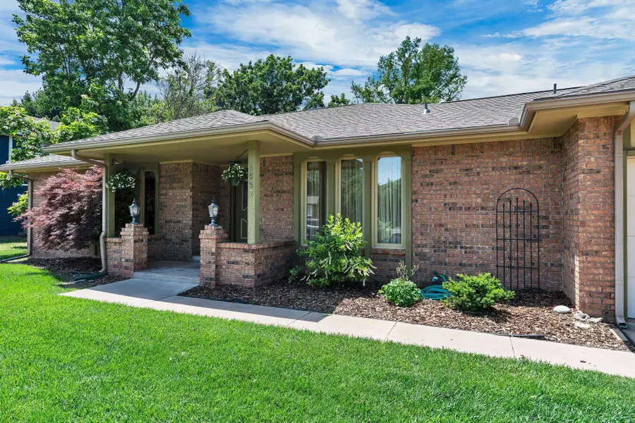 1557 N Caddy Ln, Wichita, KS 67212-1235 - #3