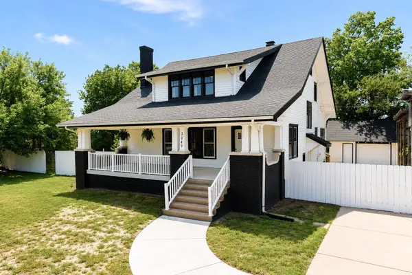 3049 S Old Lawrence Rd, Wichita, KS 67217