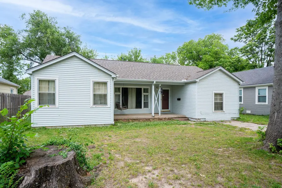 1514 W 16th St N, Wichita, KS 67203 - #2