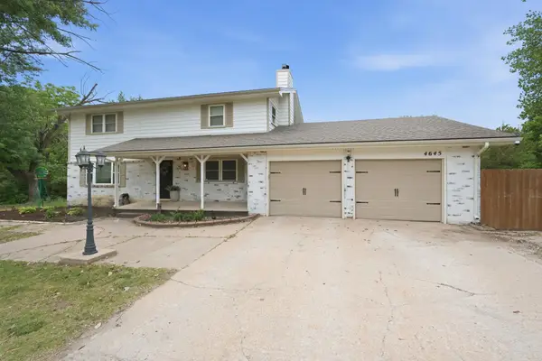4645 N Hillcrest Ave, Bel Aire, KS 67220