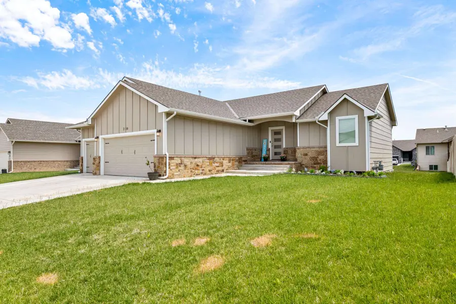 2130 S Tara Falls St, Wichita, KS 67207 - #3