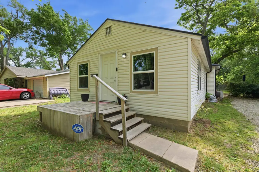 1832 S Bonn, Wichita, KS 67213 - #2