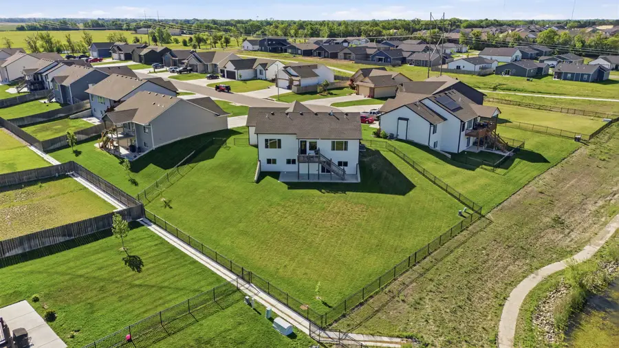 3123 E Reiss Ct, Park City, KS 67219-4661 - #2