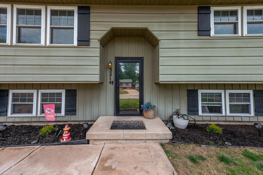 3214 S Kessler, Wichita, KS 67217 - #2