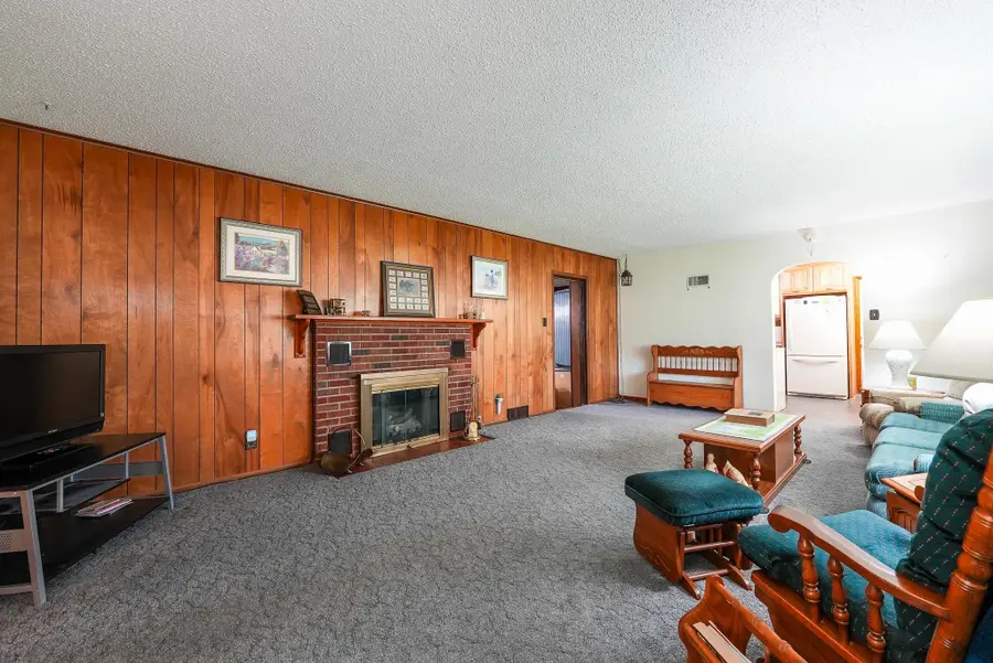 1305 N Country Club Rd, El Dorado, KS 67042 - #3